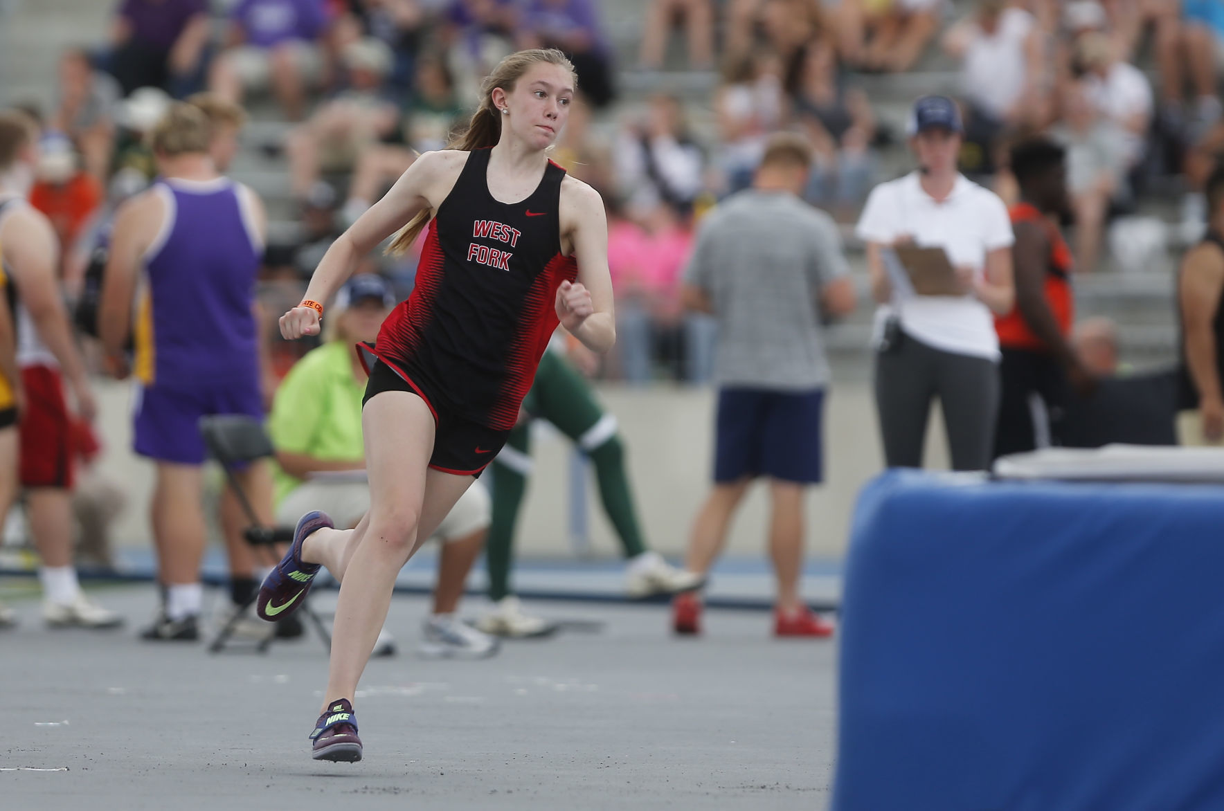 State Track Fri 44